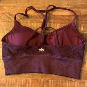 Alo yoga sports bra